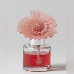 New Scentsy Pink Flower Diffuser bottle - pomegranate and Poppy